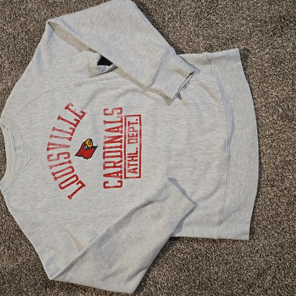 Louisville Cardinals Sweatshirt